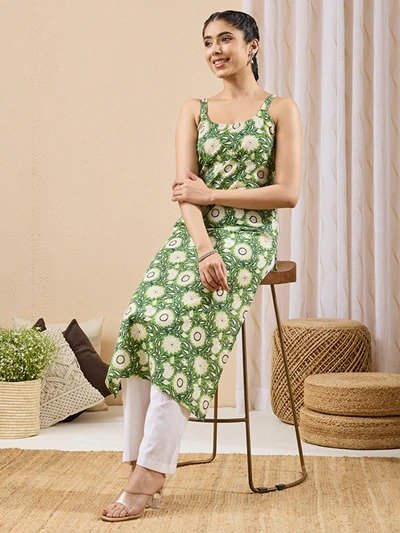 Janasya Women's Green Pure Cotton Floral Printed Straight Kurta - Image 3