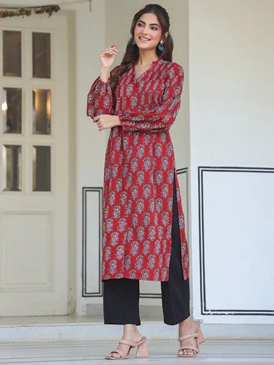 Maroon Cotton Floral Print Flared Kurta - Image 3